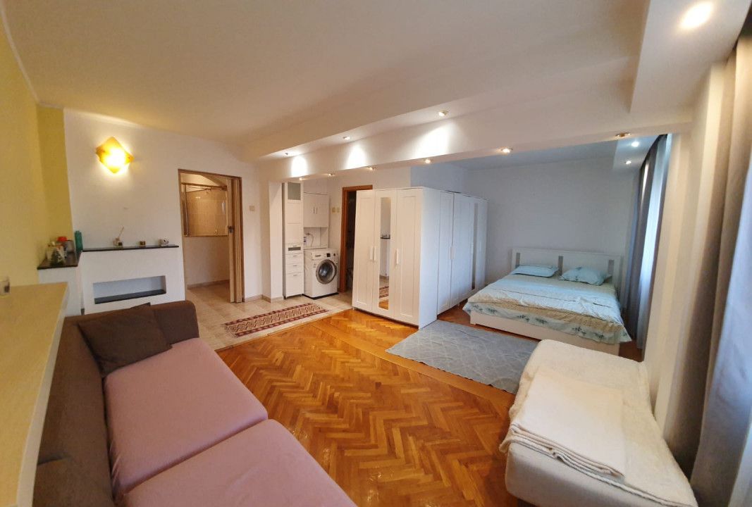 Inchiriere apartament spatios, Centru - Eremia - Poză 12