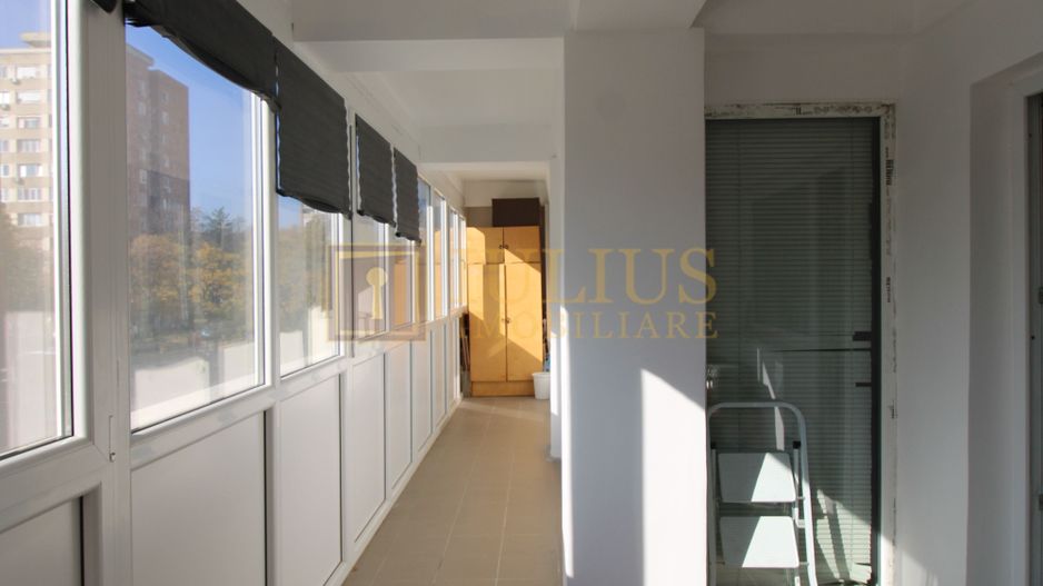 3 camere decomandate, balcon generos de 17 mp, bloc modernizat-Gh Lazăr - Poză 26