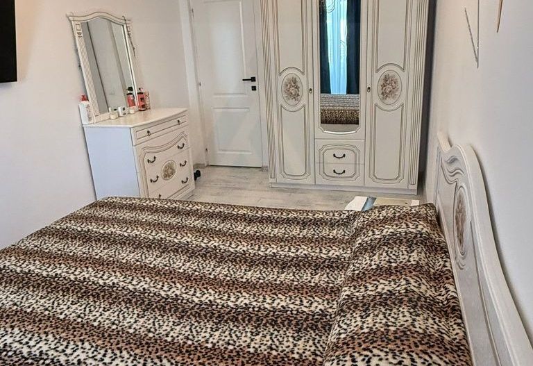 Apartament 3 camere 2 băi 64mp si terasă 12 mp zona City Residence - Poză 3