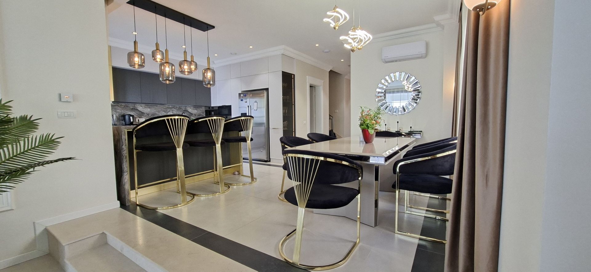 Vila spatioasa cu piscina - Dumbravita/Padurea Verde - Poză 9