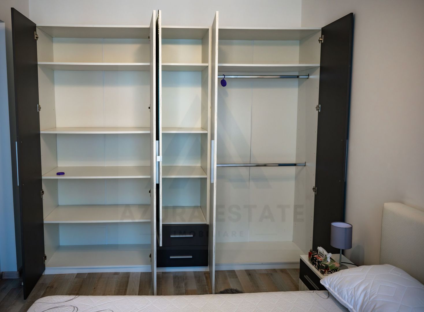 Apartament 2 camere  Etaj 5/8 lift si parcare  Cartier Avantgarden - Poză 11
