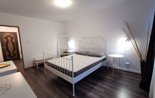 Inchiriez apartament 2 camere Micro 3