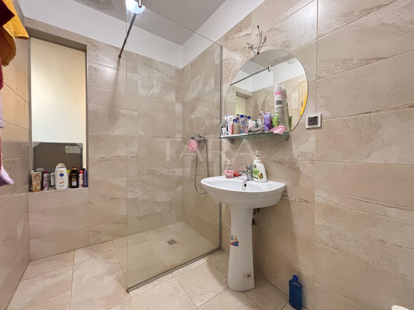 Apartament 1 cameră, parcare - Iris - Poză 7