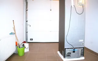 BRANESTI, cu deschidere la Balta Branesti, inchiriere vila 7 camere - Poză 17