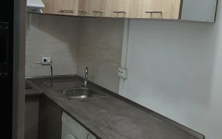 Garsonieră de închiriat, Bulevardul Poitiers, zona Granit, Iași - Poză 1