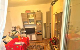 Ap 3 camere, decomandat - Podul de Piatra - 107.000 Euro - Poză 2