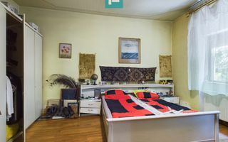 Casă cu livadă de pomi în Dorobanți - Poză 3