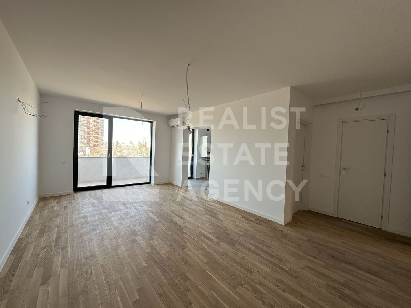 Apartament cu 2 camere și terasă, Sisești - Poză 2