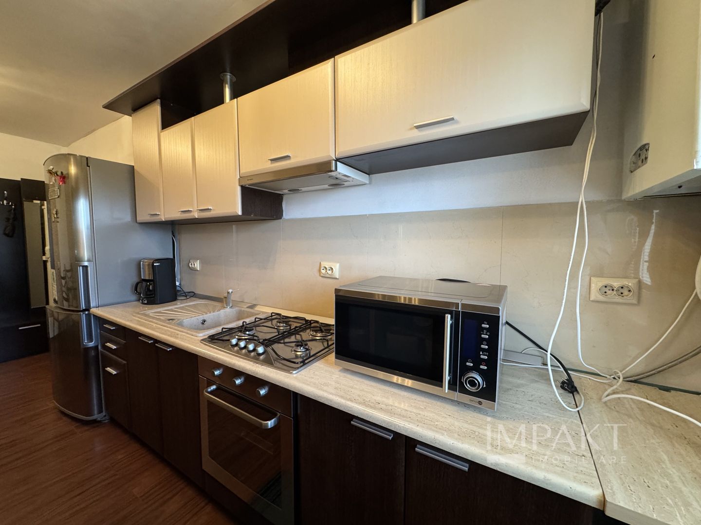 apartament 3 camere de inchiriat in Floresti cu parcare si zona verde - Poză 3