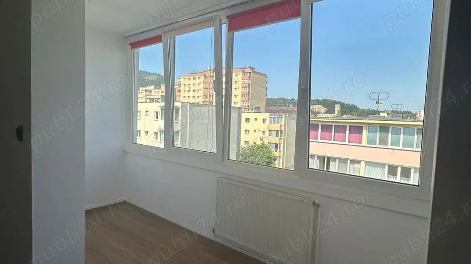 Vanzare Apartament  2 camere Astra Brasov - Poză 2