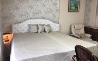 BRASADAS vinde casa cu 7 camere si teren 1100mp in zona Burdea. - Poză 5