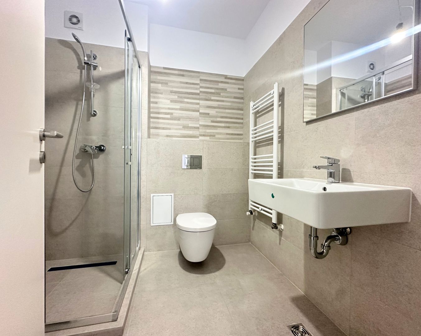 Inchiriere apartament nemobilat Casa Nobel Lângă Coresi - Poză 16