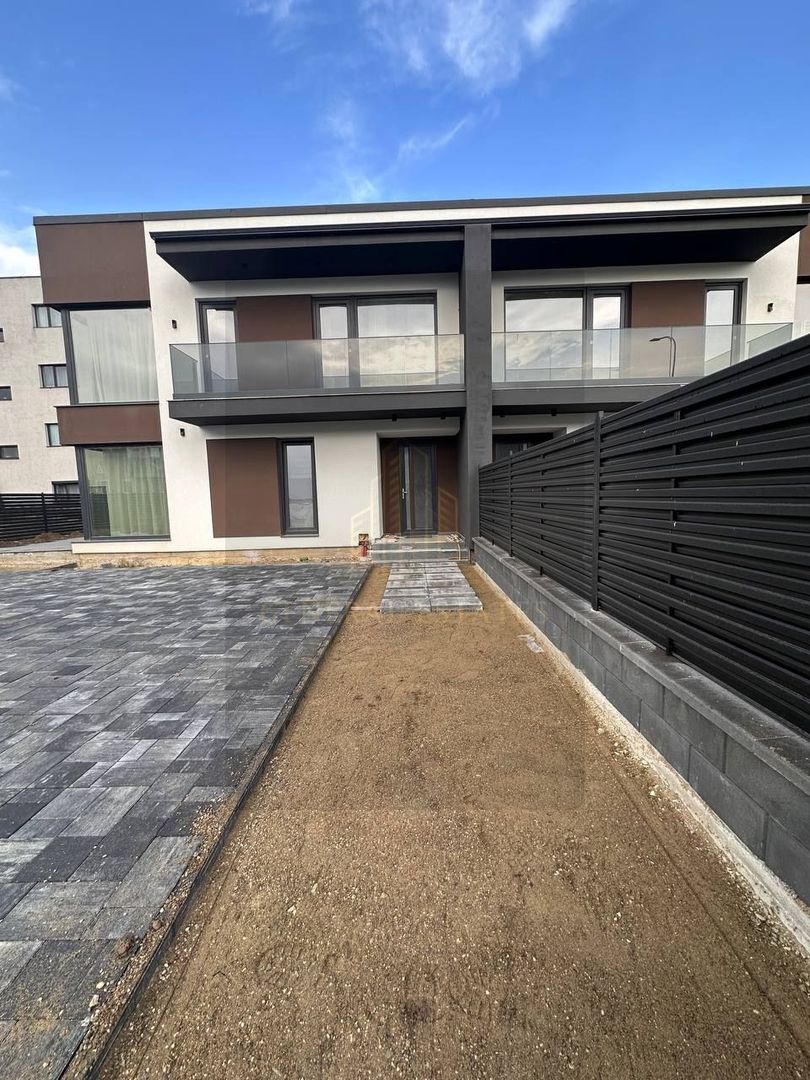 Case tip Duplex de vânzare în Ghimbav, Brașov – Cartierul Florilor - Poză 5