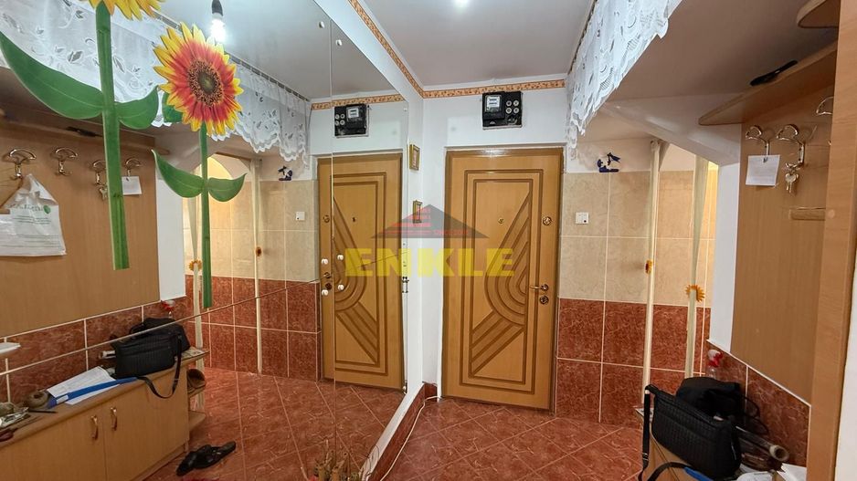 Apartament 2 camere de vânzare, zona Scolii 7. - Poză 2