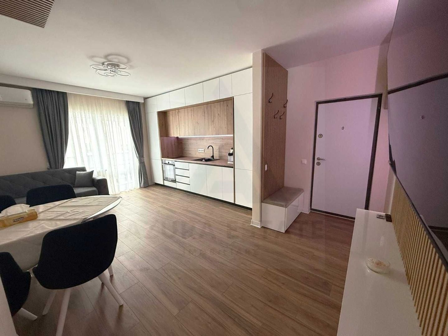 Apartament prima închiriere 3 camere balcon parcare - zona Dedeman - Poză 8