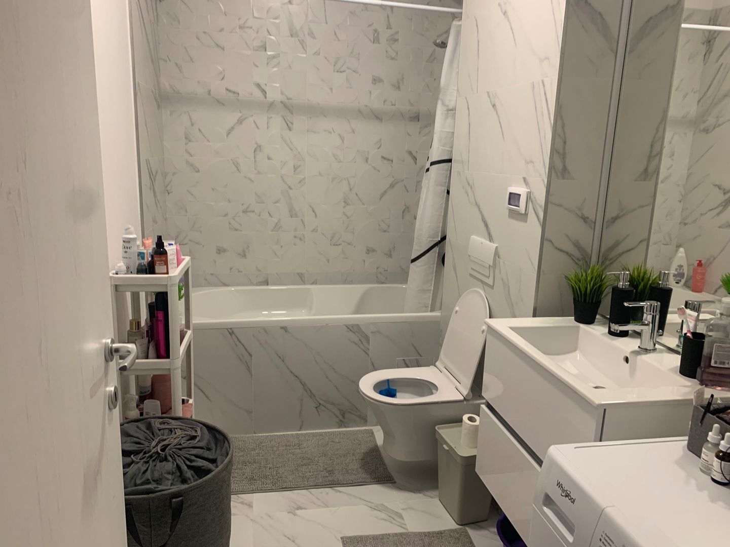 Bdul Timișoara - 2 Camere-  loc  parcare - 550E - Poză 6