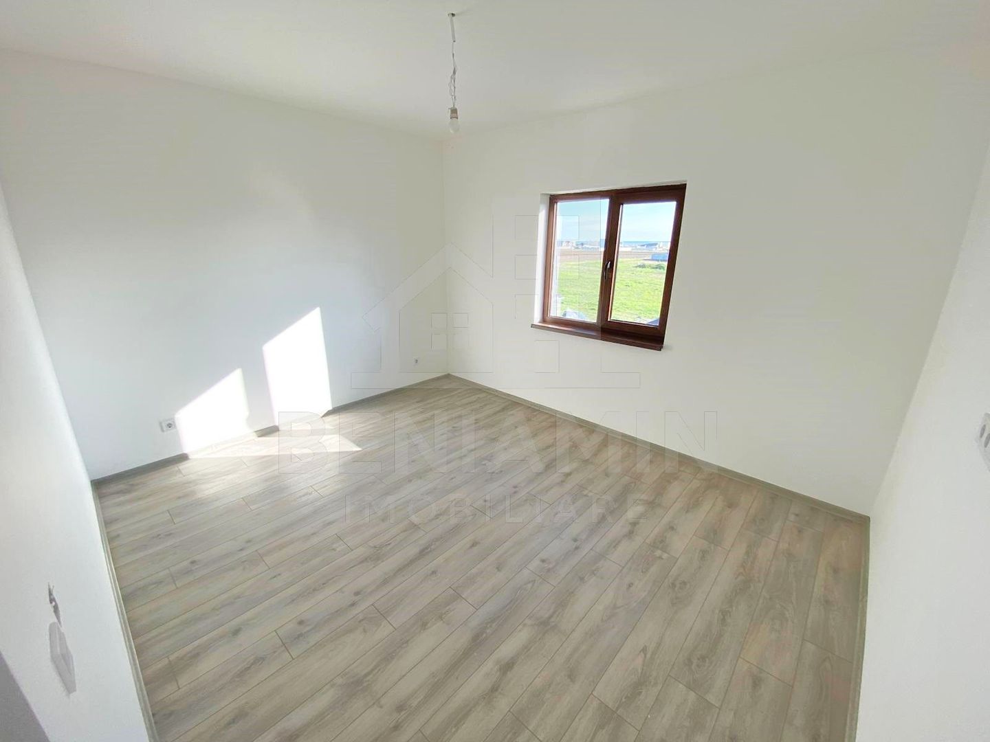 Casa noua stil mediteranean - P+1 - 4 dormitoare - 176mp - Damila - Poză 4