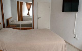 Apartament cu trei camere - locatie TOP , zona CORESI - Poză 12
