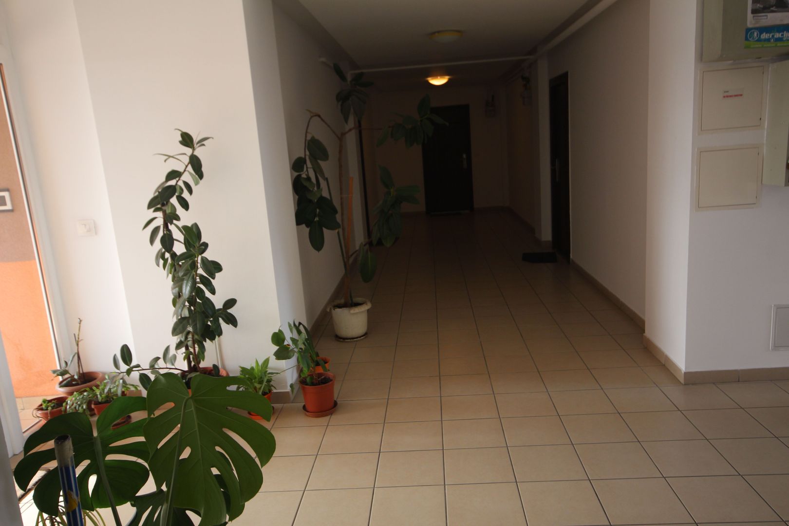 Apt cu  scara interioara  langa Kaufland Dumbravita - Poză 10