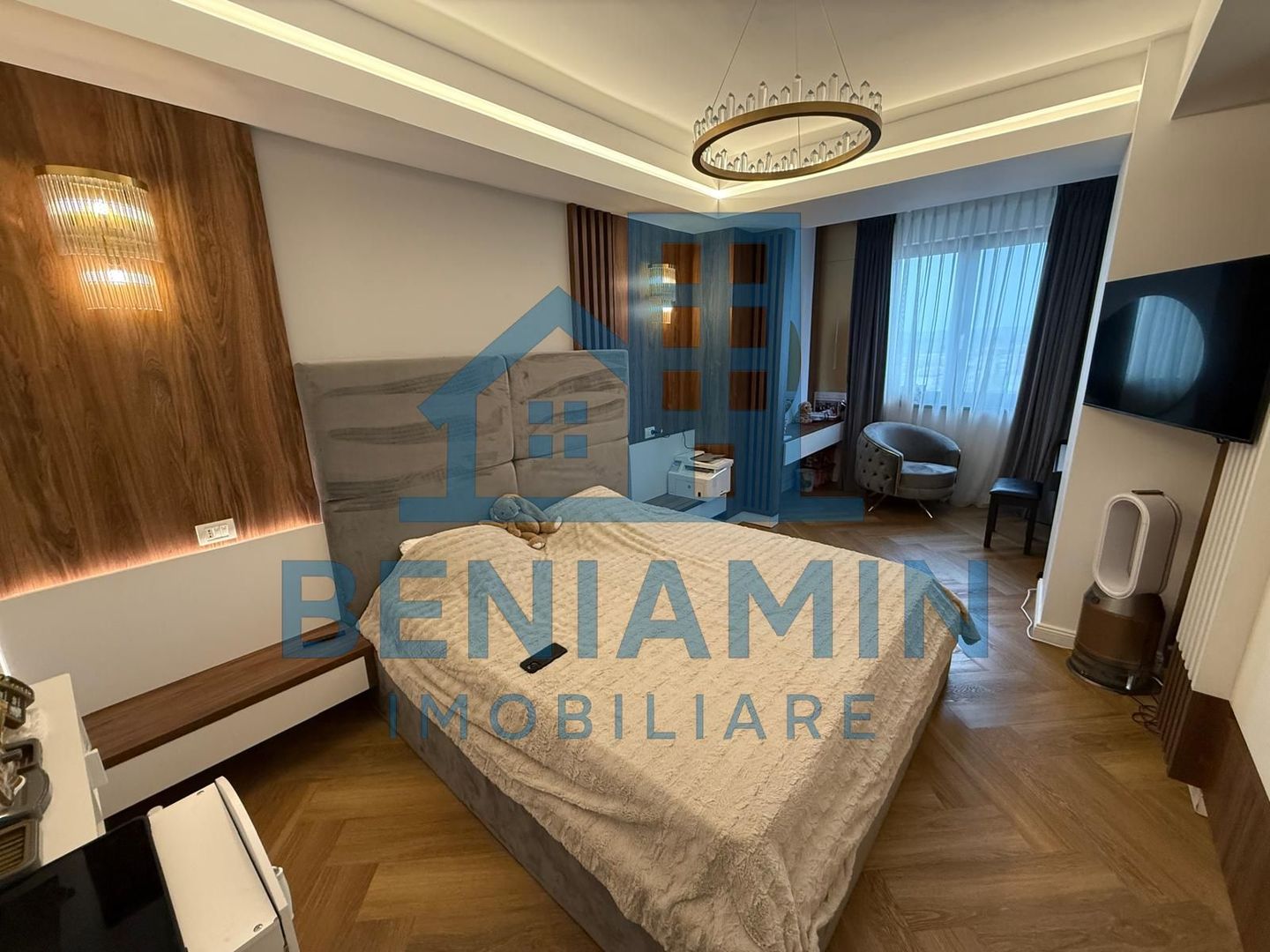 Penthouse cu piscina la etajul 11-Mobilat Lux-300mp-parcare-lift - Poză 6