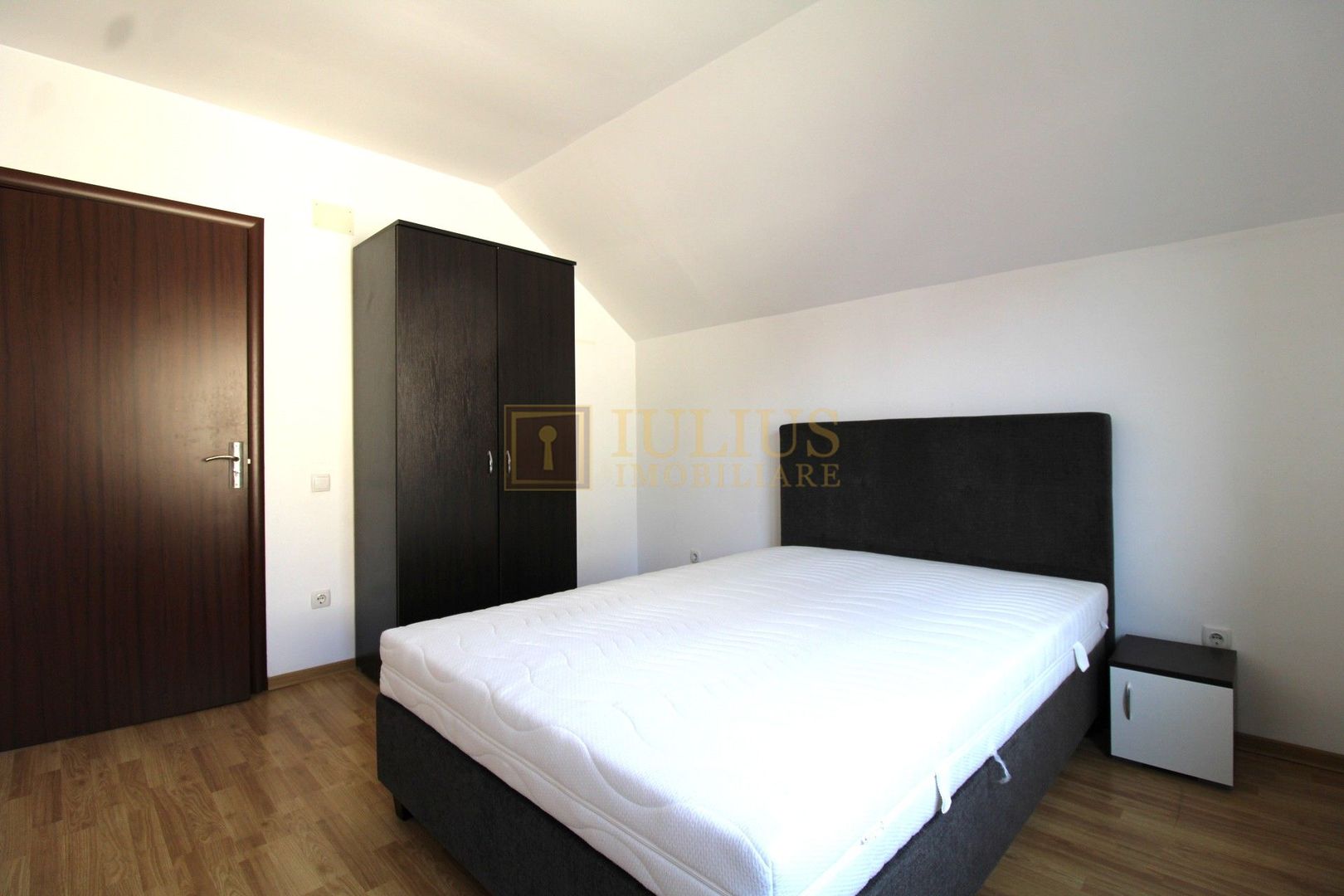 Casa INDIVIDUALA  P+M in Dumbravita, aproape de padure. - Poză 17