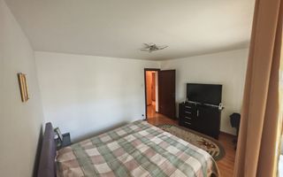 4 camere | centrala proprie | etaj intermediar | zona excelenta | renovat | - Poză 6