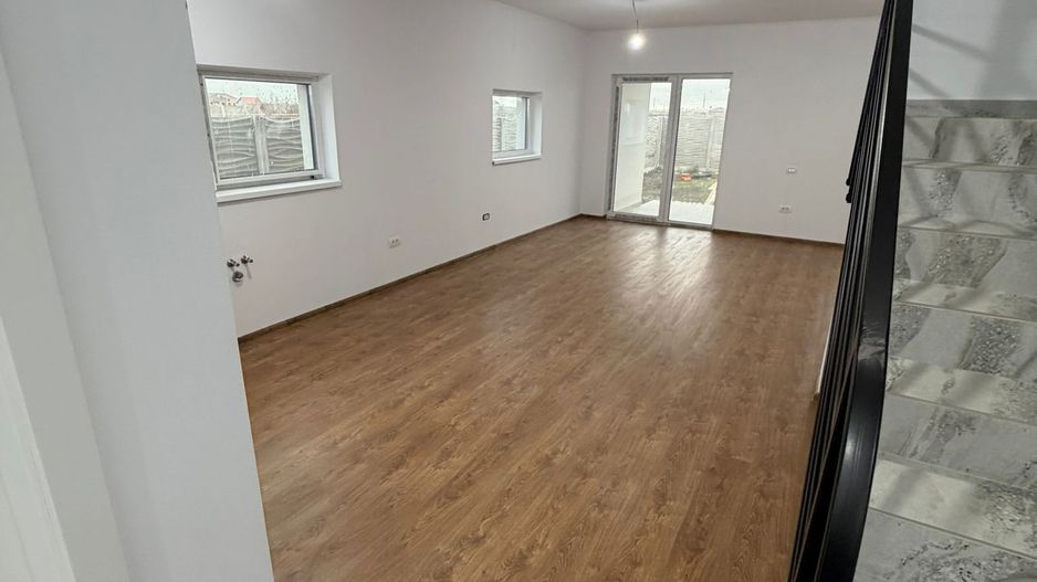 COMISION 0%, Casa Individuala, 4 Camere, 105 mp si 350 Teren, SACALAZ - Poză 4