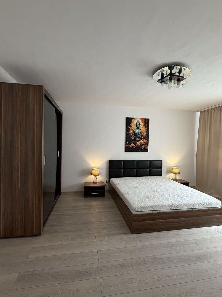 DE INCHIRIAT apartament 3 camere  - Nerva Traian -Piata Unirii - Poză 1