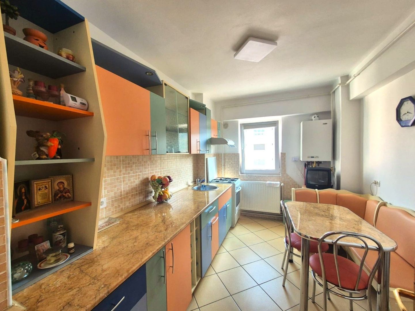 Centru Civic, apartament pretabil familie sau studenti. - Poză 8