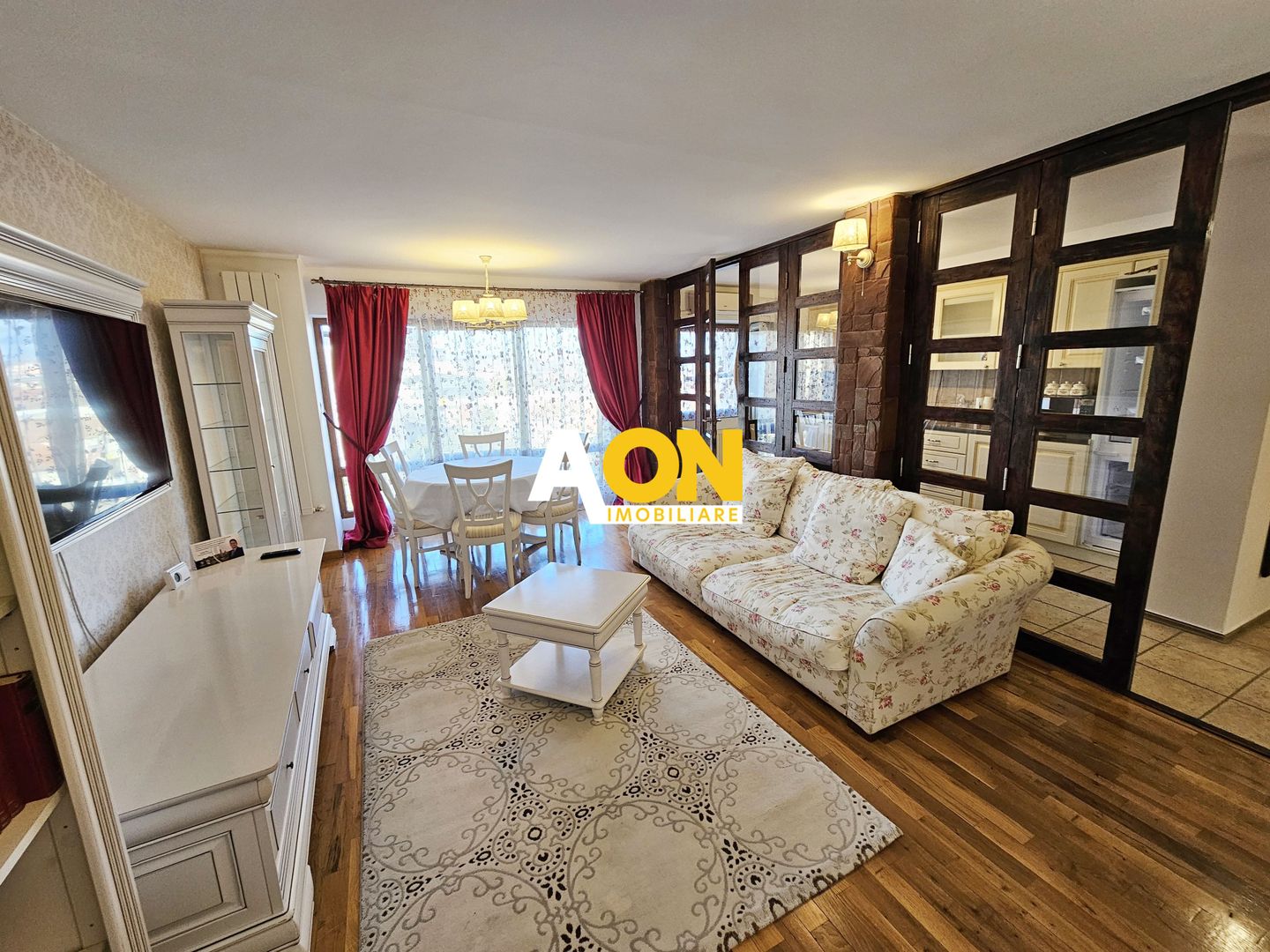 Apartament 3 camere,  mobilat, utilat,75 mp utili, et. 3, ultracentral - Poză 2