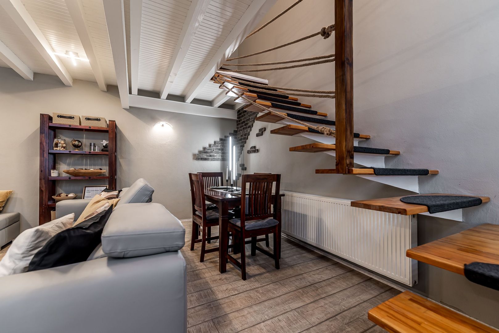Apartament ultracentral | parter | mobilat și utilat - Poză 4