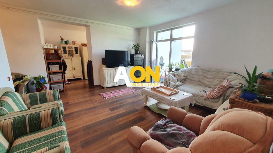 Apartament 3 camere + terasa de 85 mp + garaj subteran, bloc nou - Poză 1