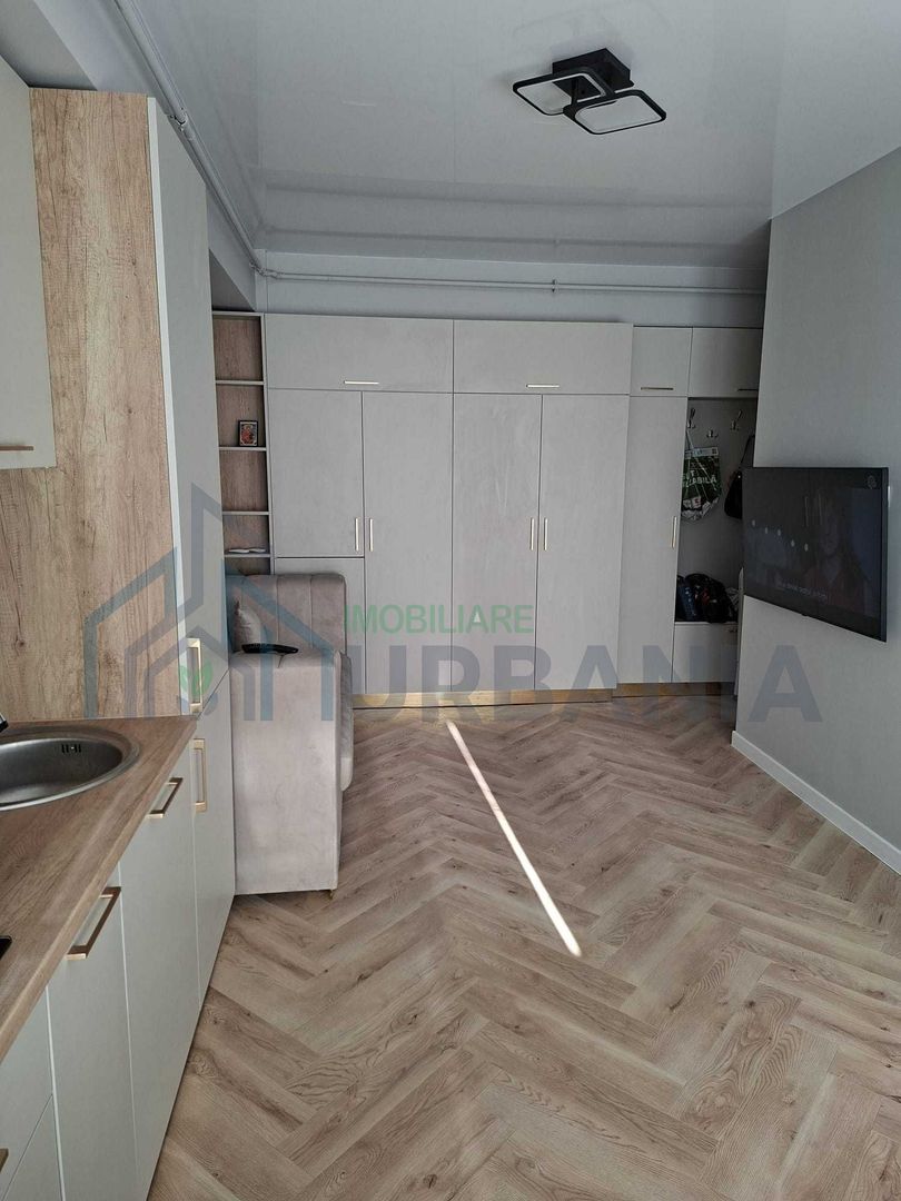 Garsonieră de închiriat în Copou, Iași, prima închiriere, 40 mp, parcare - Poză 1