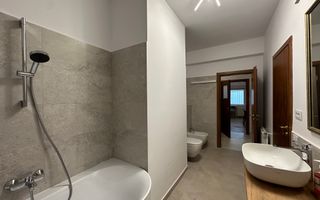 Inchiriere - 4 camere renovate integral - Primaverii - Poză 10