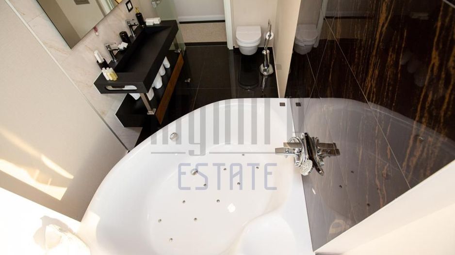 Apartament in prima linie cu vedere la mare, Mamaia. - Poză 4