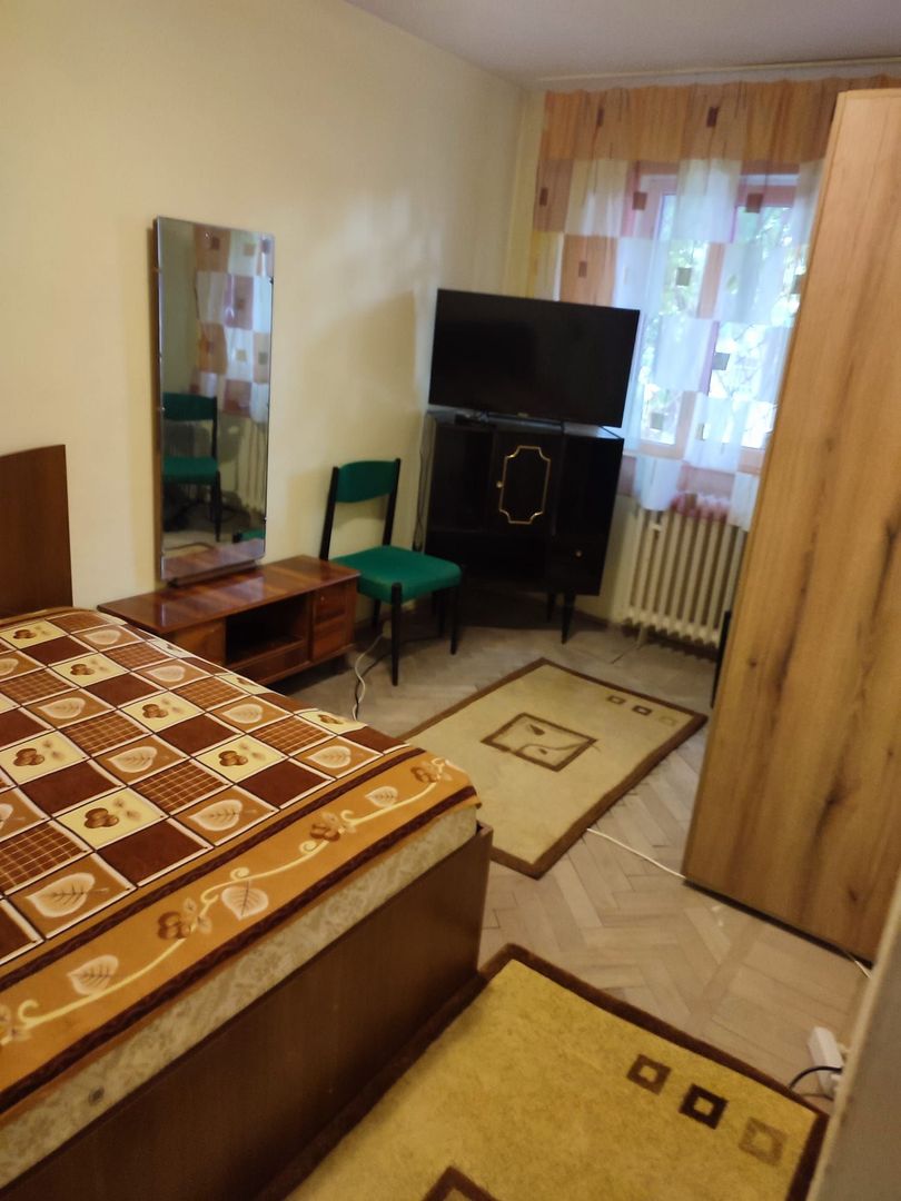 Apartament 3 camere de închiriat – Tomis Nord, Piața Cireșica - Poză 2