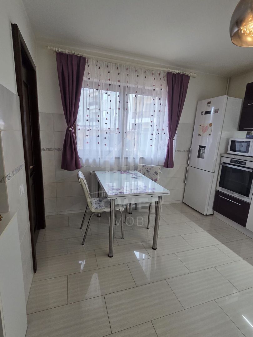 Apartament la casă de închiriat  parter, 70 mp utili Șelimbăr, zona Pictor Brana - Poză 5