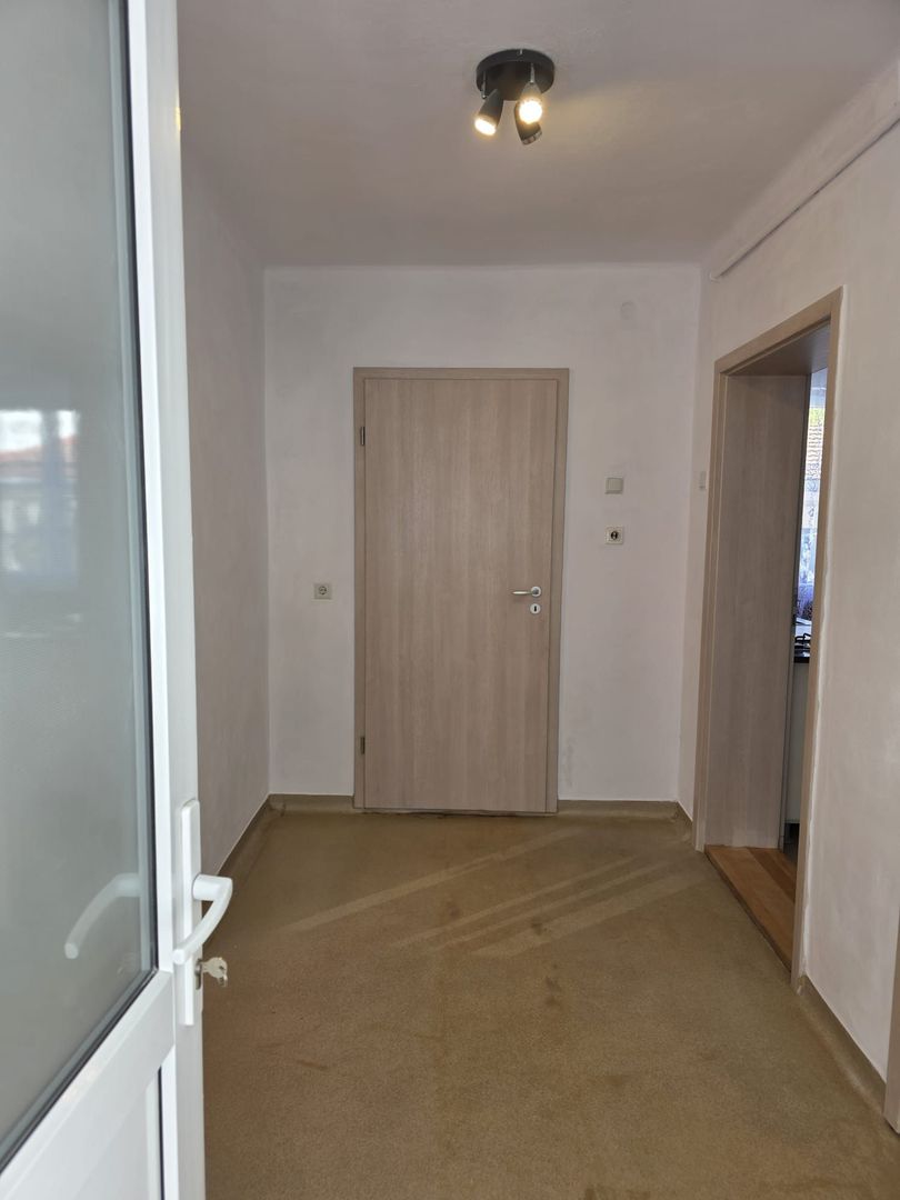 CASA  DE ÎNCHIRIAT 3 CAMERE IDEALA PENTRU SEDIU FIRMA SAU LOCUINTA - Poză 3