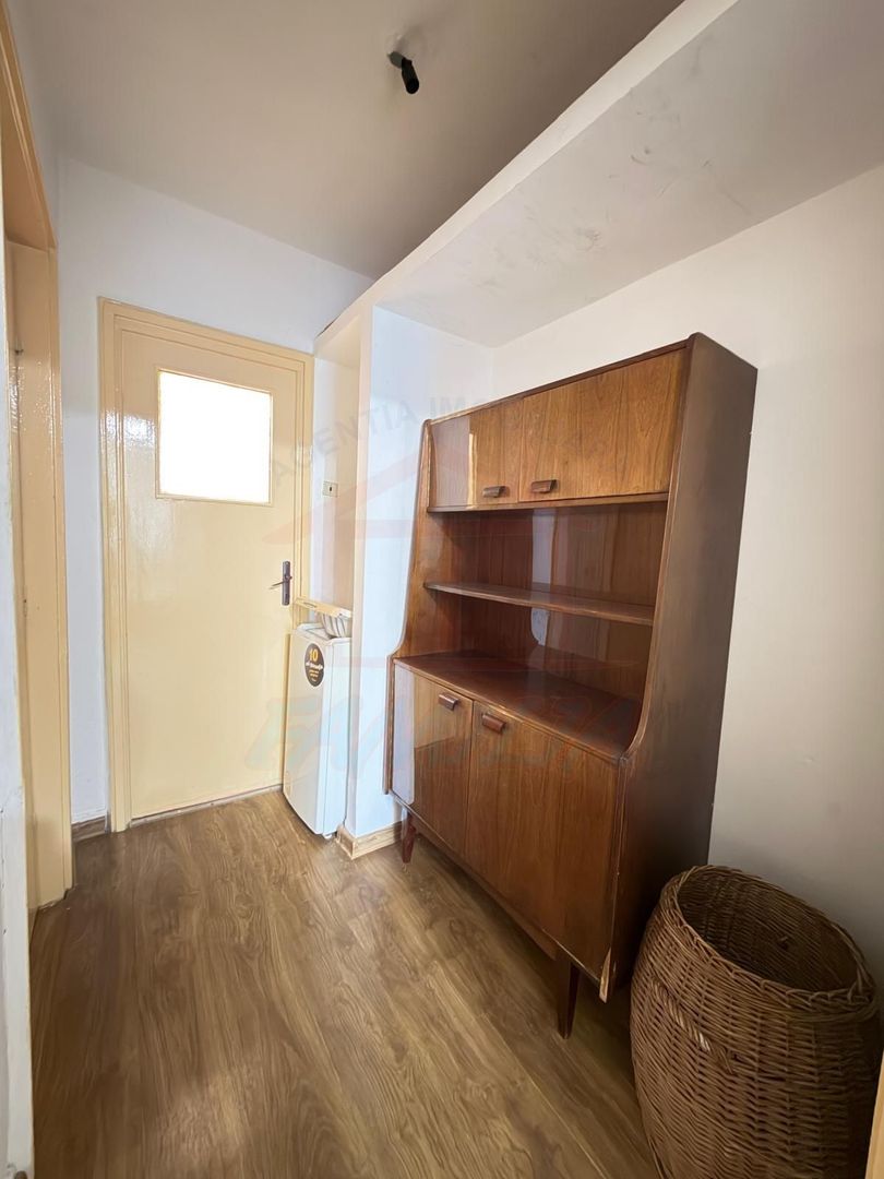 Inchiriere apartament semidecomandat 2 camere, Mazepa 1 - Poză 6
