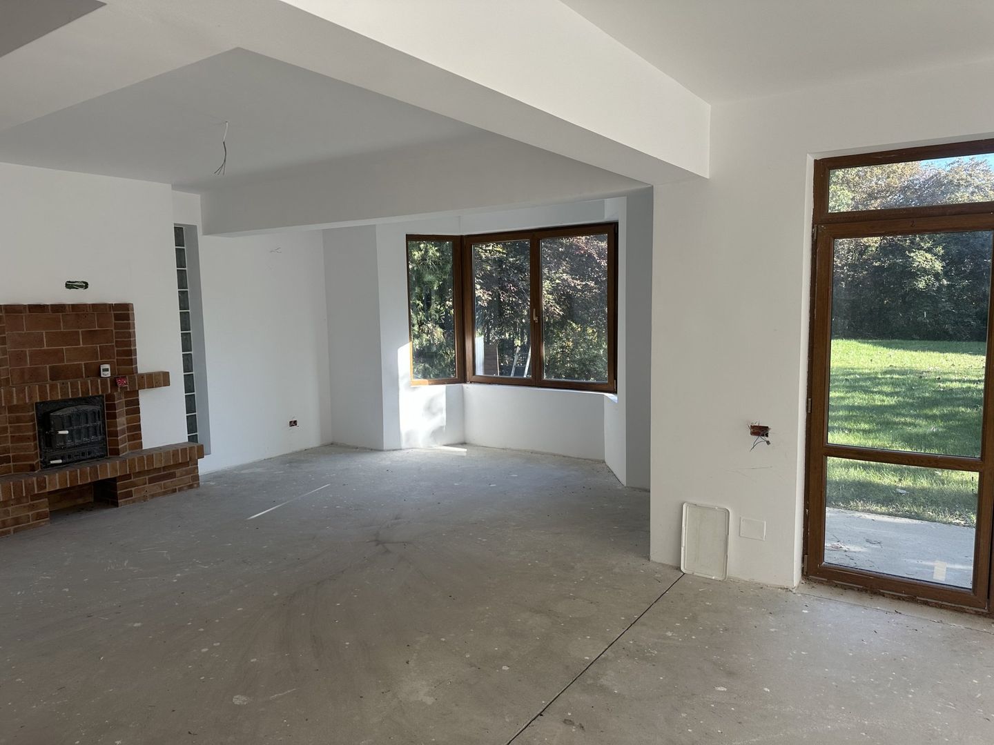 PARADISUL VERDE, VILA 507 MP, LOT 1.095 MP! - Poză 10