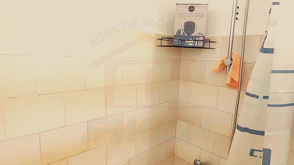 250 Euro/luna, Inchiriere apartament doua camere , Micro19 - Poză 7
