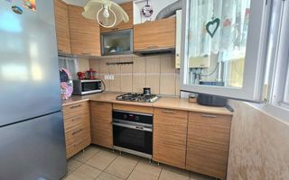 Apartament 3 camere In Sibiu, strada Siretului - Poză 3