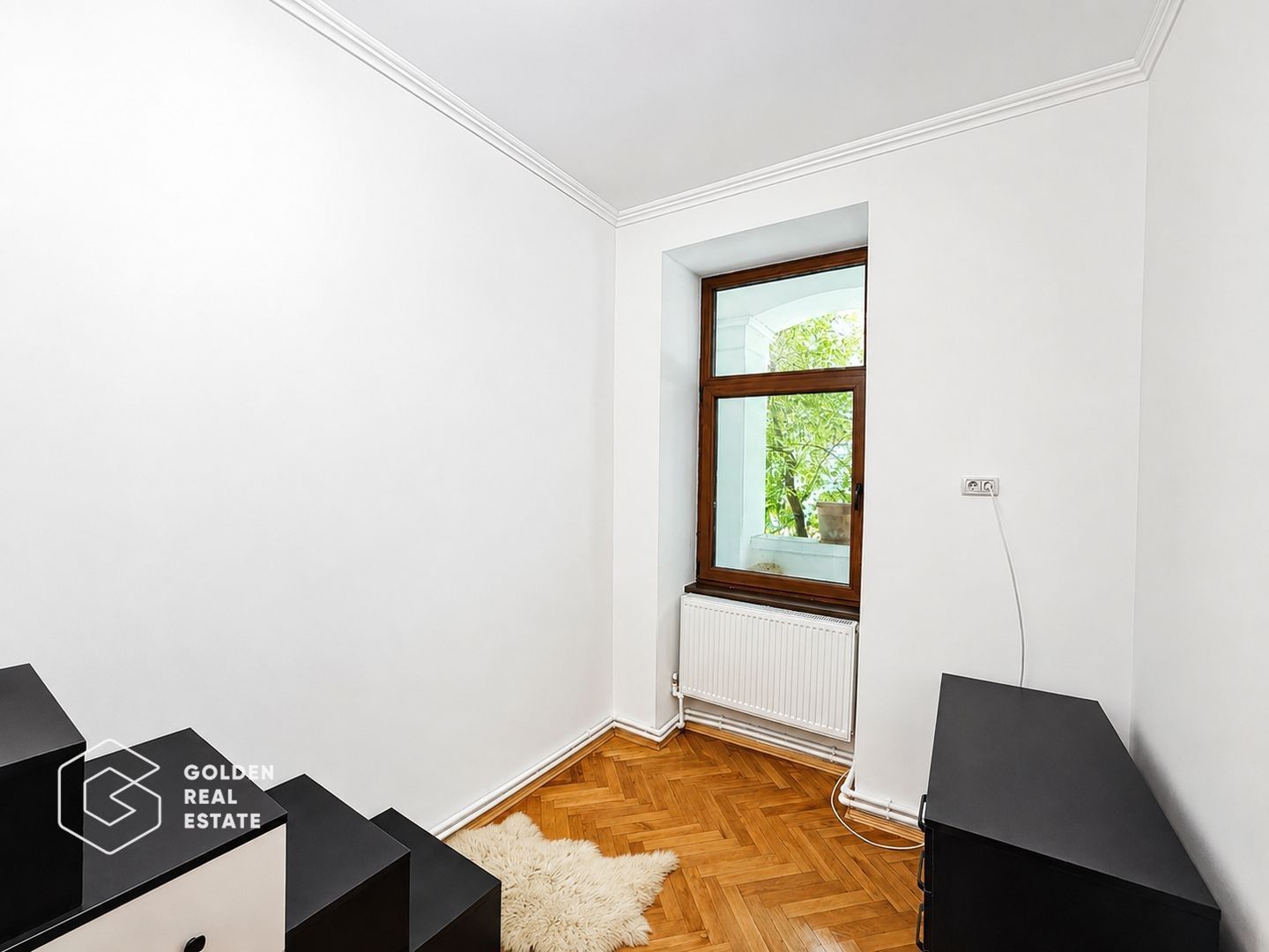 Apartament ultracentral, 2 camere, curte cu acces auto - Poză 5
