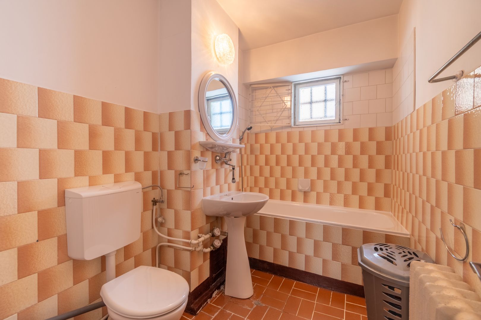 Apartament cu 2 camere decomandat de inchiriat Str.Bucuresti, 60mp - Poză 11
