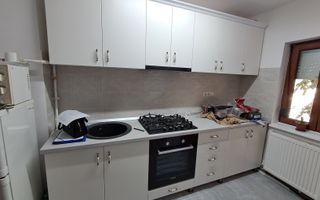 Apartament 3 camere | Etaj 2 | Zona Micro 17 - Poză 2