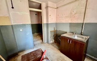 Apartament 2 camere de vânzare | 50 mp | Parter | Zona Cetate - Poză 4