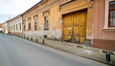 Casă ultracentrală cu teren de 1.474 mp Arad