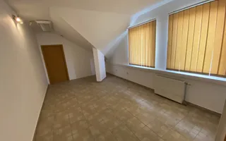 Cladire de birouri zona Olimpia Stadion  suprafață 1.100 mp - Poză 14