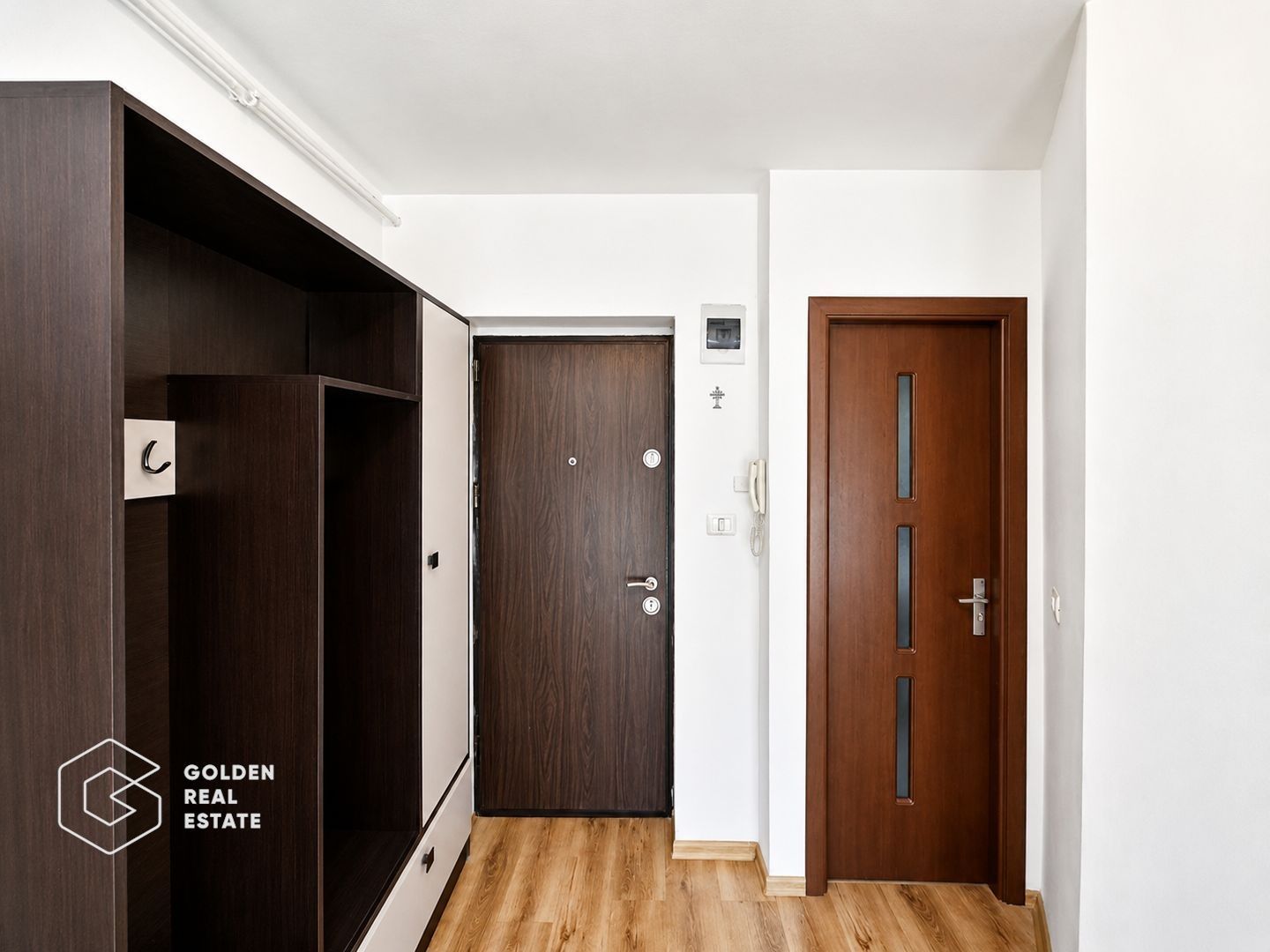 Apartament 2 camere, zona Parneava, etaj 3, centrala proprie, loc parcare - Poză 7