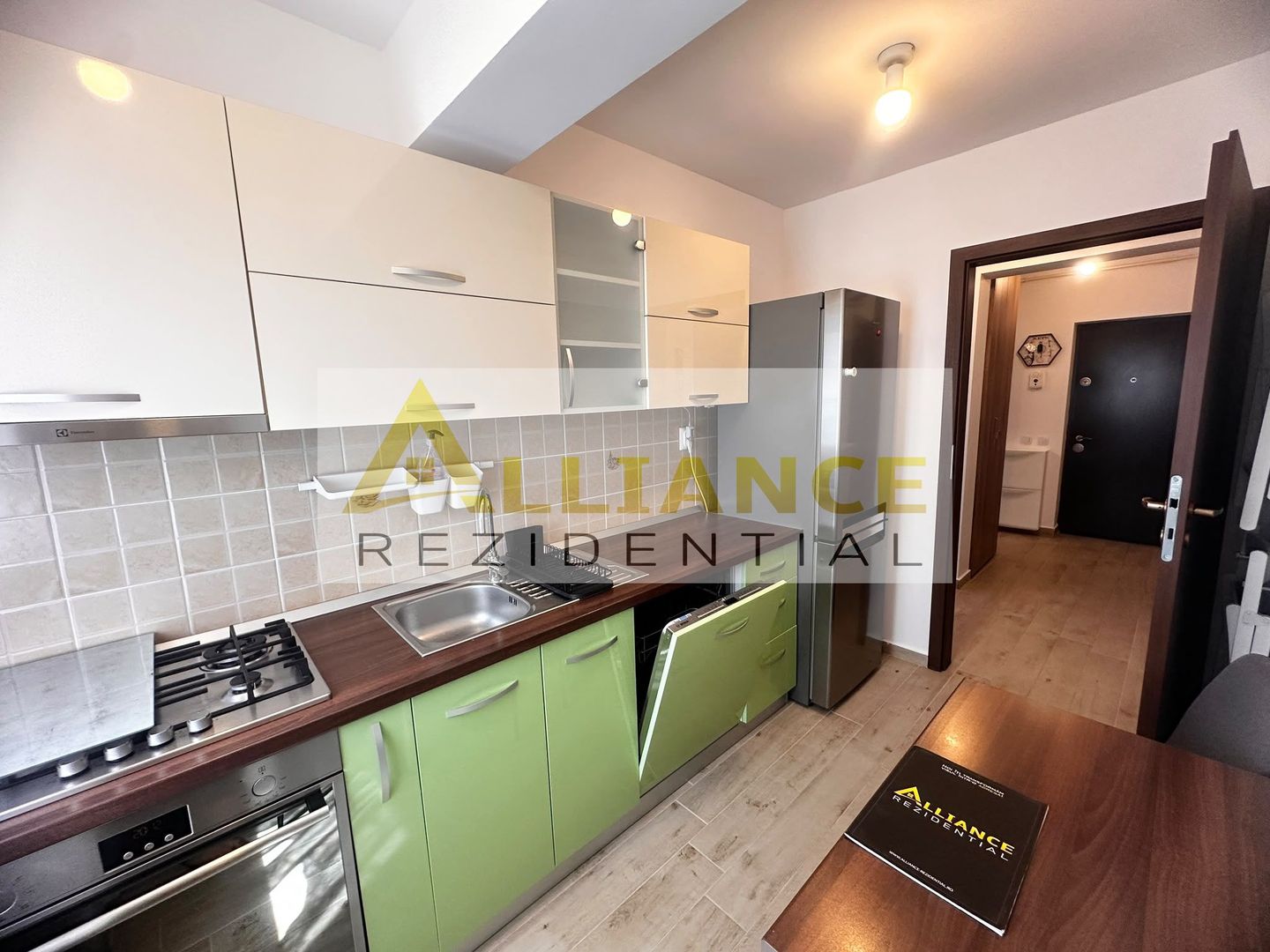 APARTAMENT 2 CAMERE RENOVAT COMPLET - Poză 12